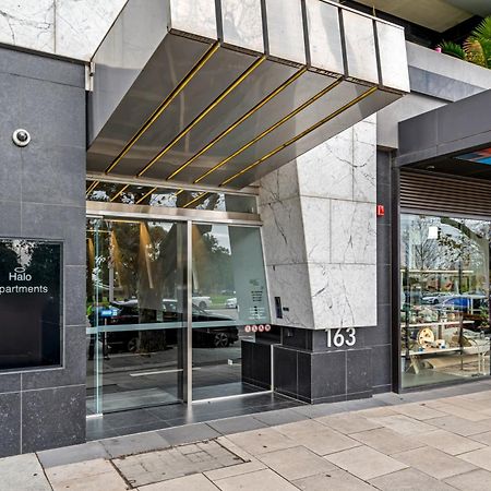 Complete Host Halo Apartments Melbourne Exterior photo