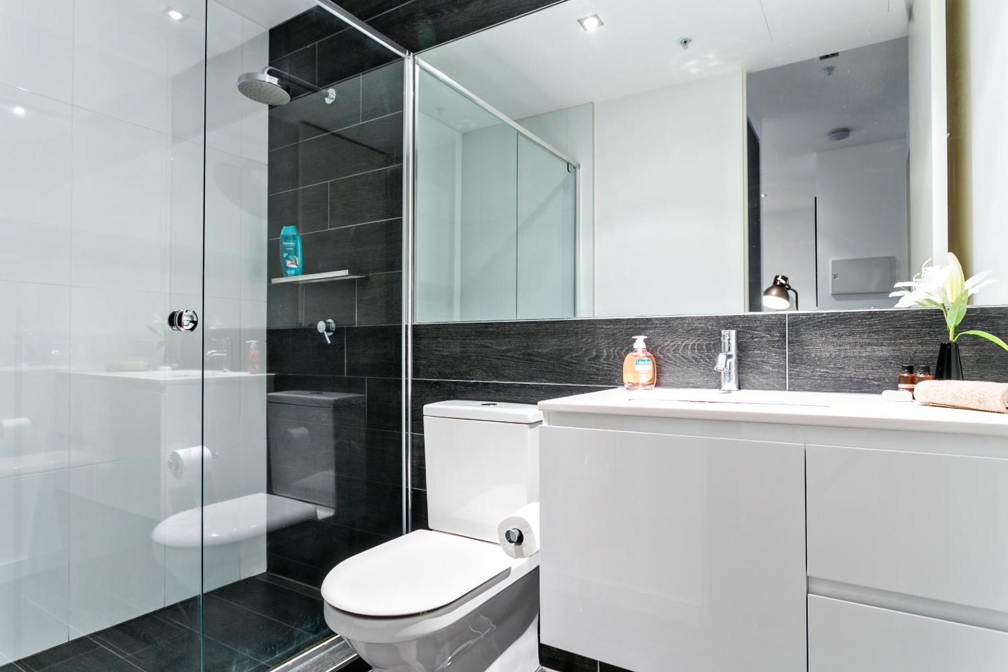 Complete Host Halo Apartments Melbourne Exterior photo